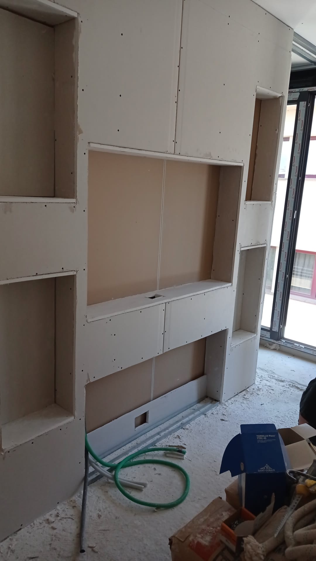 Mueble de salón en Pladur