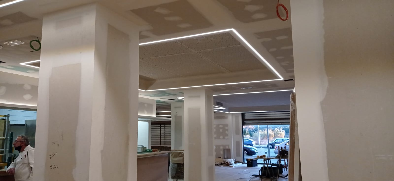 Restaurante Navarro: techo, paredes e insonorización completa